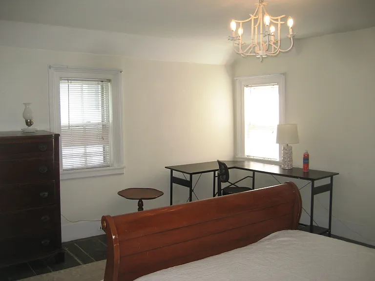 221 Summer St — Photo 3