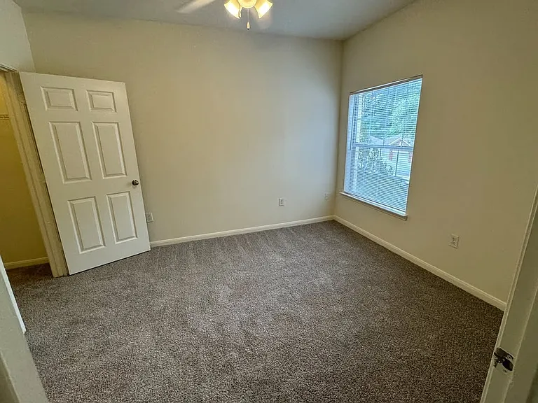 Montgomery Pines — Photo 8