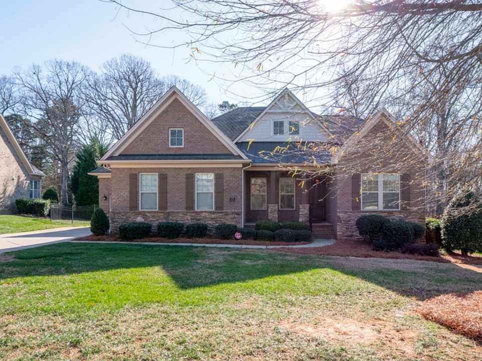 1st image of 4226 Morris Park Dr #2