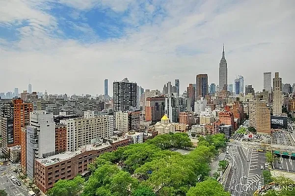 Rented by City Connections Realty | media 1