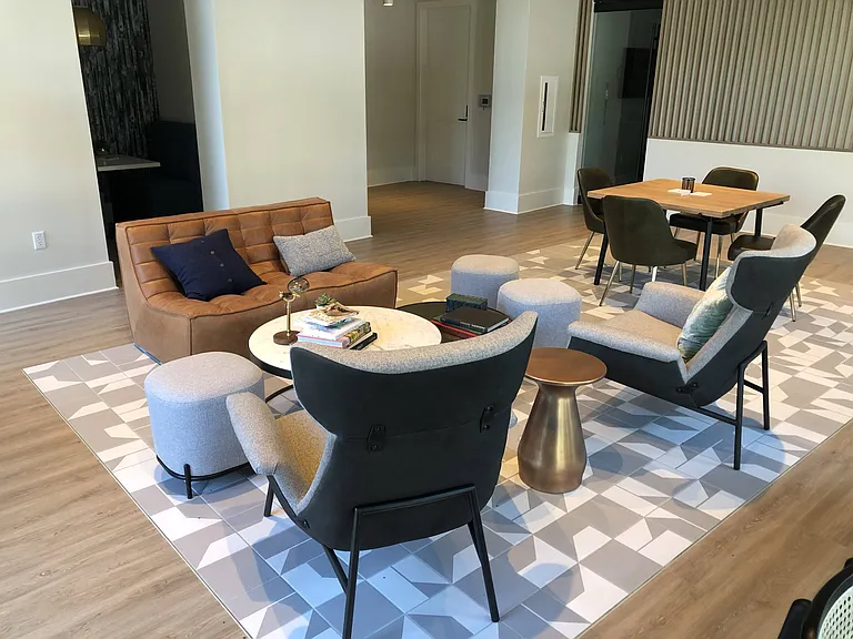 The Louis Las Colinas — Photo 30