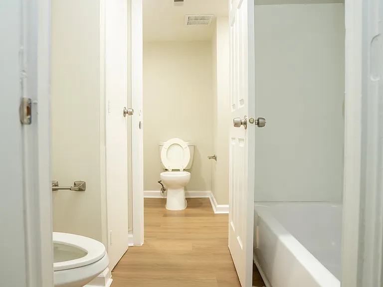 2 Bed 1.5 Bath Garden (9)