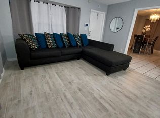 2312 Raleigh St, Hollywood, FL 33020