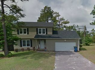 430 Shoreline Dr, Fayetteville, NC 28311
