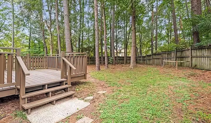 805 Horton Rd — Photo 28