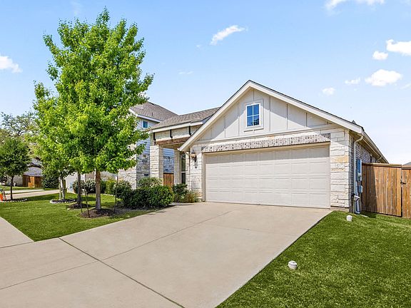 2nd image of 316 Old Trinity Way