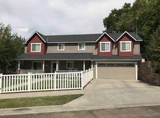 55 Buttonquail Ln, Walla Walla, WA 99362