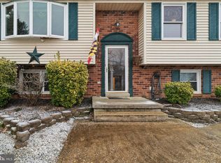 2903 Holland Dr, Manchester, MD 21102