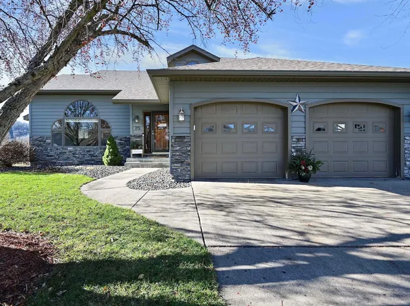 75 Debi Lei Dr, Winona, MN 55987
