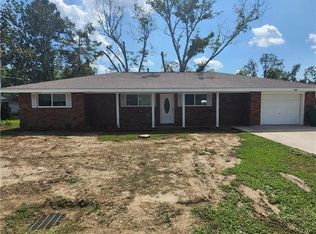 709 Gassen St, Luling, LA 70070