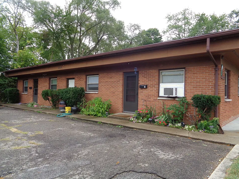 1524Henson3 002