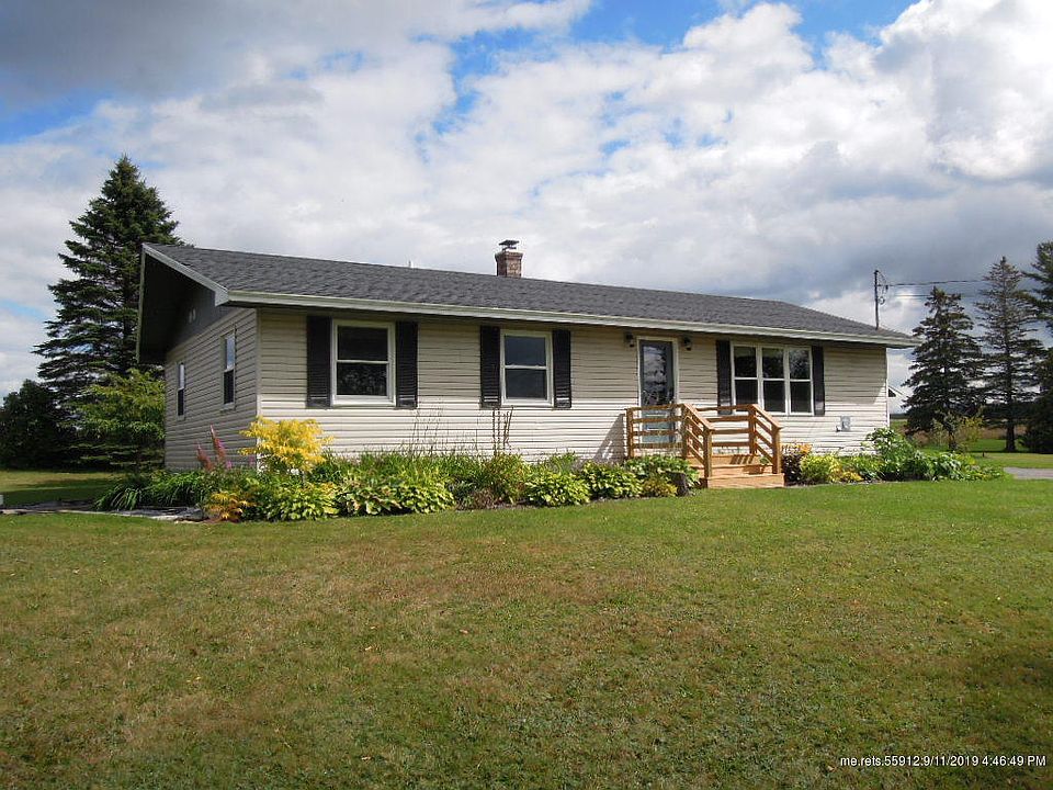2nd image of 718 E Presque Isle Rd