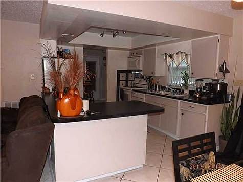 2nd image of 1205 Keats Ave
