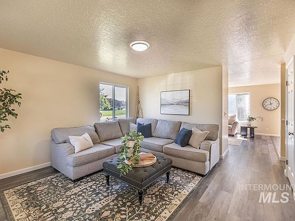 4th image of 2806 Stoll Ct