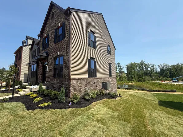 1101 Arborway Ln #1, Midlothian, VA 23114