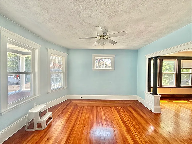 39 Dunbar Ave #1 — Photo 22