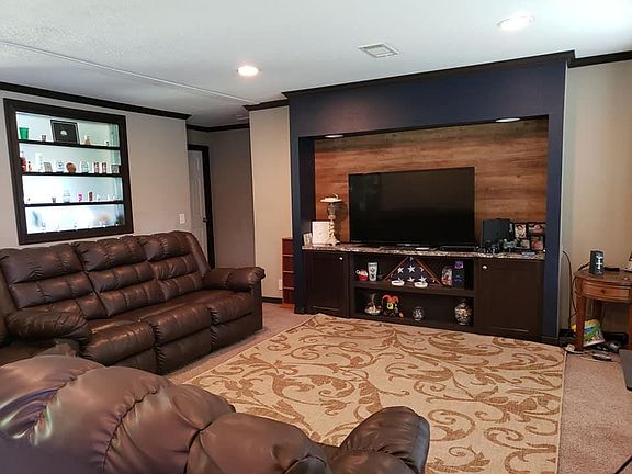 2nd image of 164 Peggy Ln