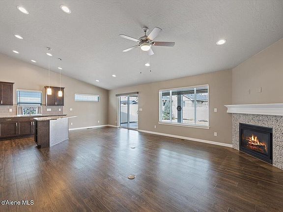 5th image of 3099 W Augustin Dr