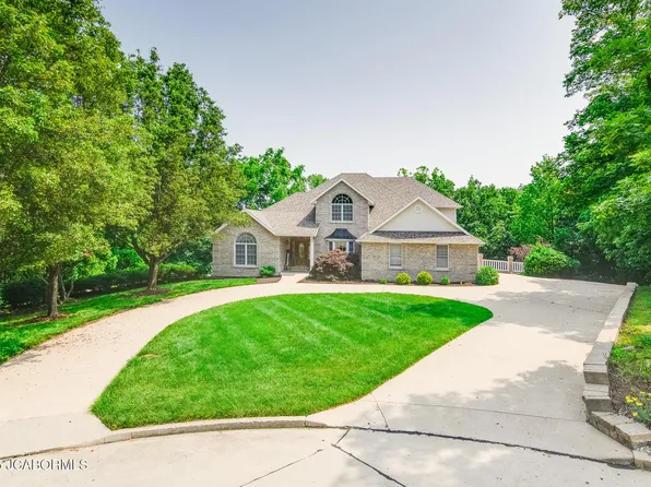 221 Westpoint Ct, Jefferson City, MO 65109