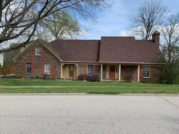 2113 Crystal Creek Dr, Frankfort, KY 40601