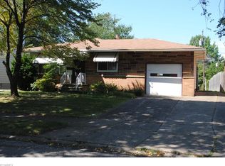 4376 Starlight Dr, Cleveland, OH 44109