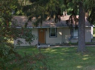 16834 Willow St, Spring Lake, MI 49456