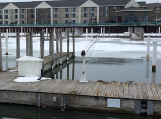 333 Lake Ave #17, Racine, WI 53403