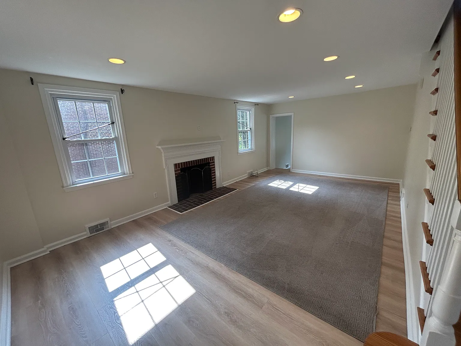 4 bed, 3.5 bath, 1850 sqft, $4,500 — Photo 4