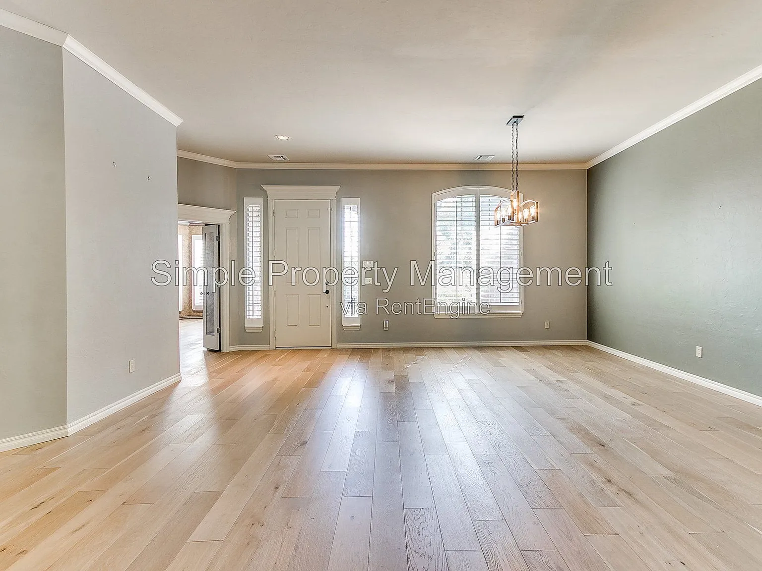 5 bed, 4.0 bath, 4150 sqft, $4,250 — Photo 3