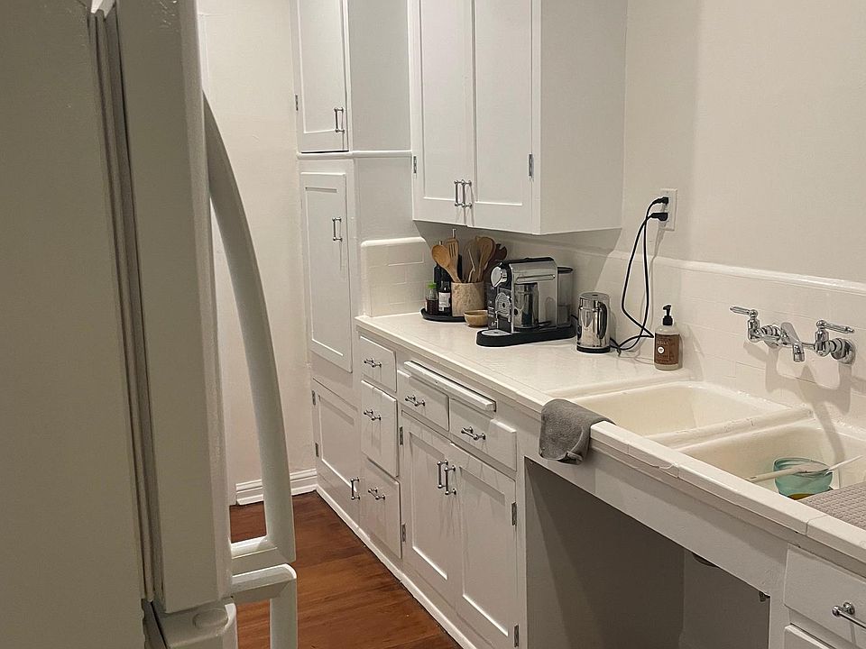 1st image of 1758 Orchid Ave