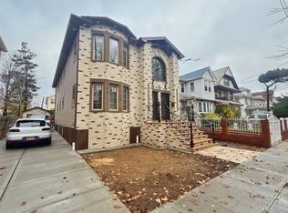 8948 134th St, Richmond Hill, NY 11418