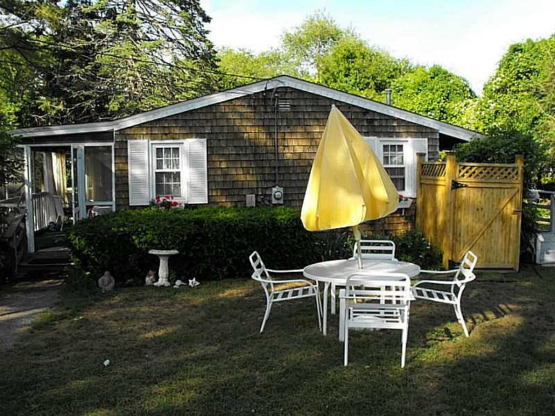 1st image of 49 Amancio St