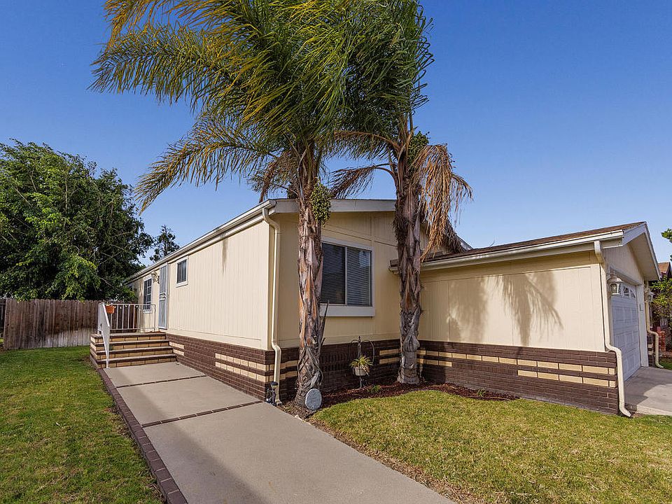 1st image of 2451 Blueberry Dr #121