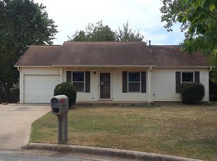 703 P Cir, Barling, AR 72923