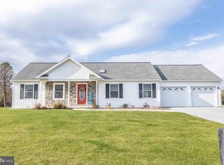 30 Court St, Bethel, PA 19507