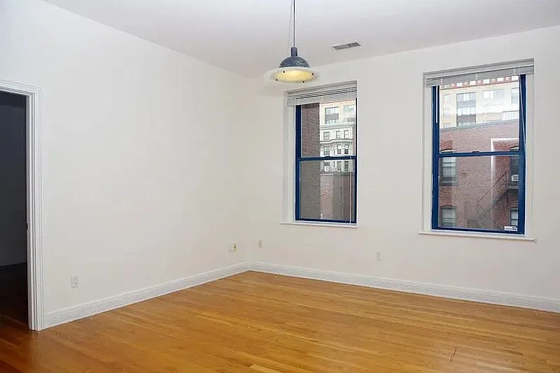 1 bed, 1.0 bath, $1,913 — Photo 4