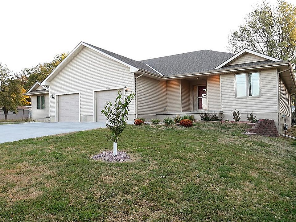 1st image of 7803 S 30th St