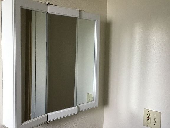 2nd image of 203 SE 162nd Ave APT 20