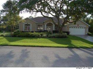 10 Gloxinias Ct, Homosassa, FL 34446