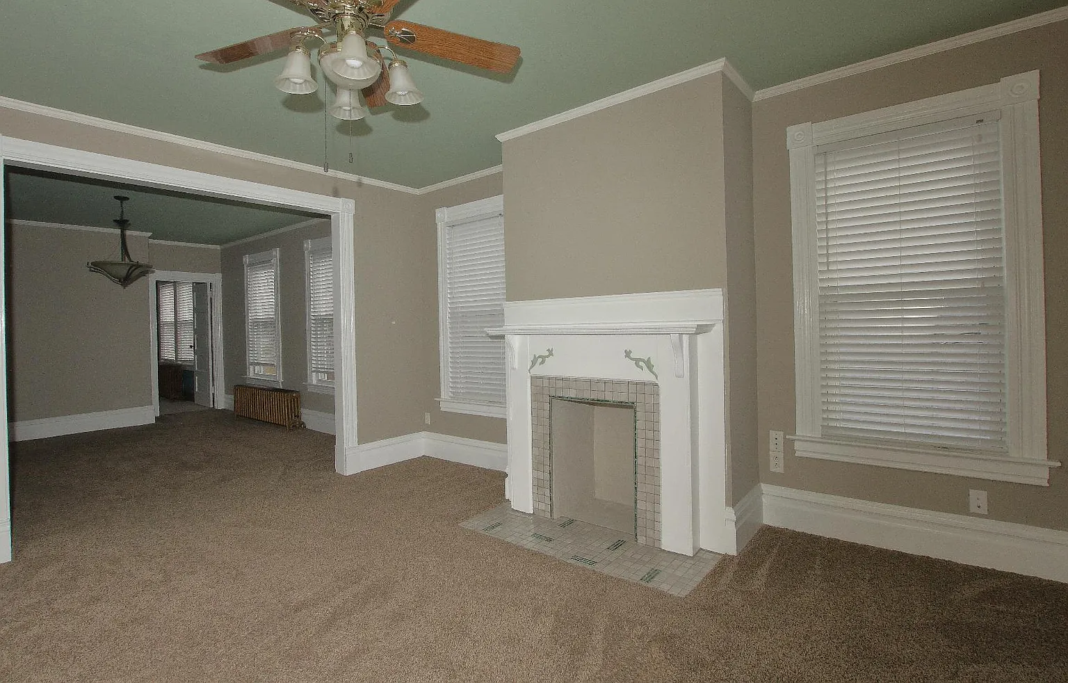 36 Florence Ave photo 1