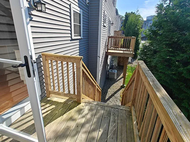 150 Quincy Ave #5B — Photo 33