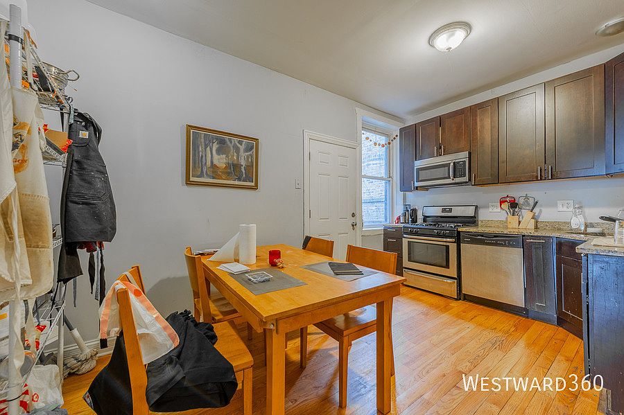 1st image of 3025 W Diversey Ave #3