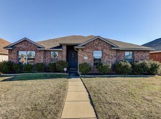 1408 Marvin Gdns, Lancaster, TX 75134