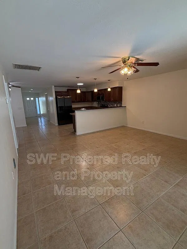 3 bed, 2.0 bath, $1,800 — Photo 3