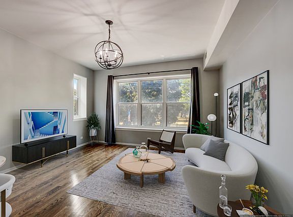 3rd image of 1459 W Lawrence Ave #2A