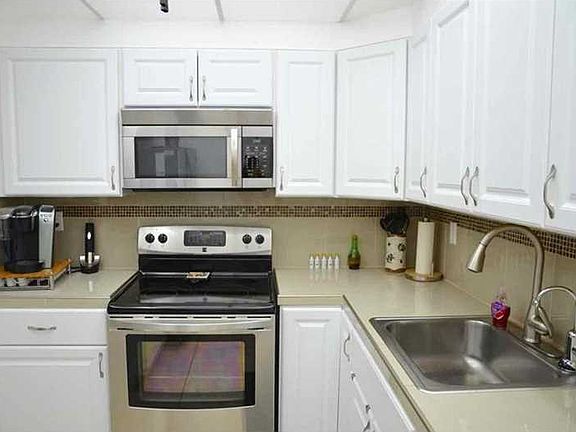2nd image of 1355 NE 167th St APT 312