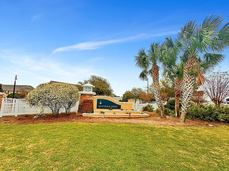 601 Cape Cod Dr — Photo 24