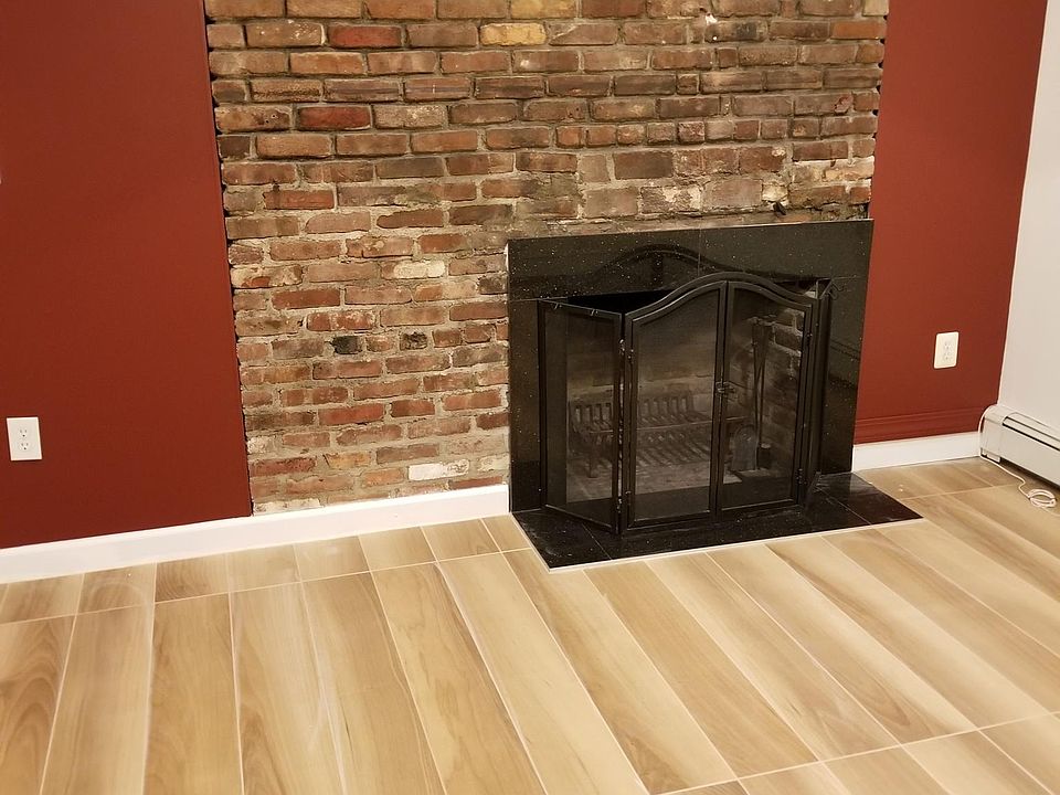 2nd image of 20942 34th Ave