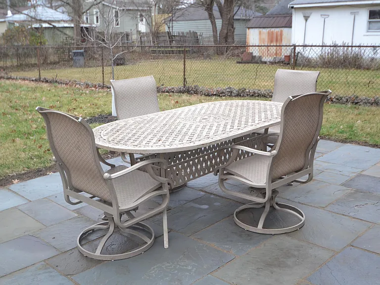 8365 Mace Ave — Photo 32