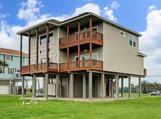 18413 Shaman Dr, Galveston, TX 77554